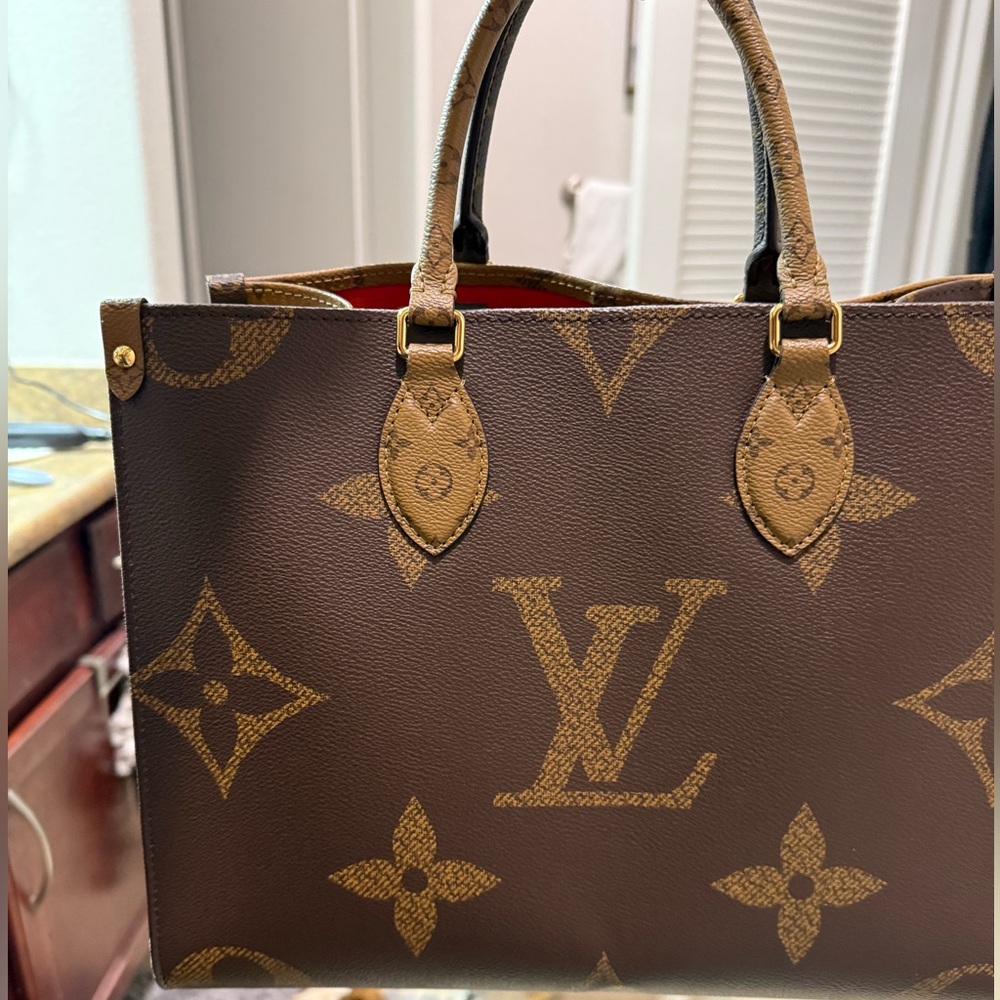 Louis Vuitton On The Go Tote 👜
